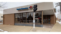 Seguros Bank of America (with Drive-thru ATM)