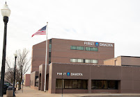 Seguros First Dakota National Bank